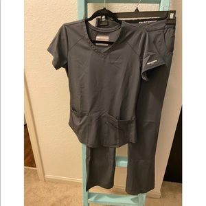 Sketchers by Barco Scrub Set 💫